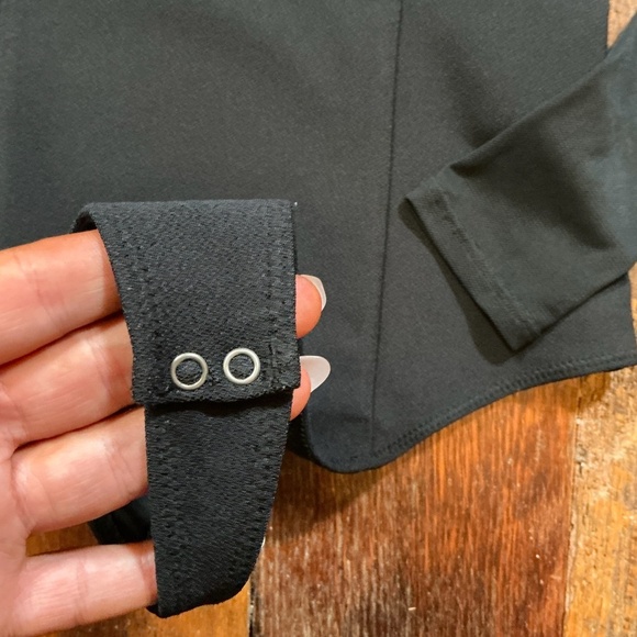 Abercrombie & Fitch Black Long Sleeve Bodysuit Women’s Size M Mock Neck - Picture 6 of 10